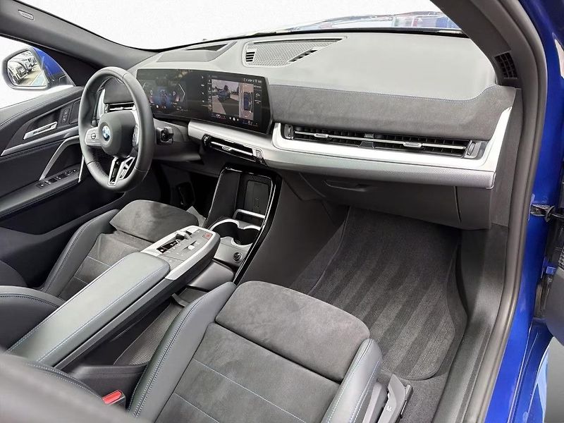 BMW X2 (2025) xDrive20dM ACC HUD Ad.LED KeyL - fotka 10 z 15