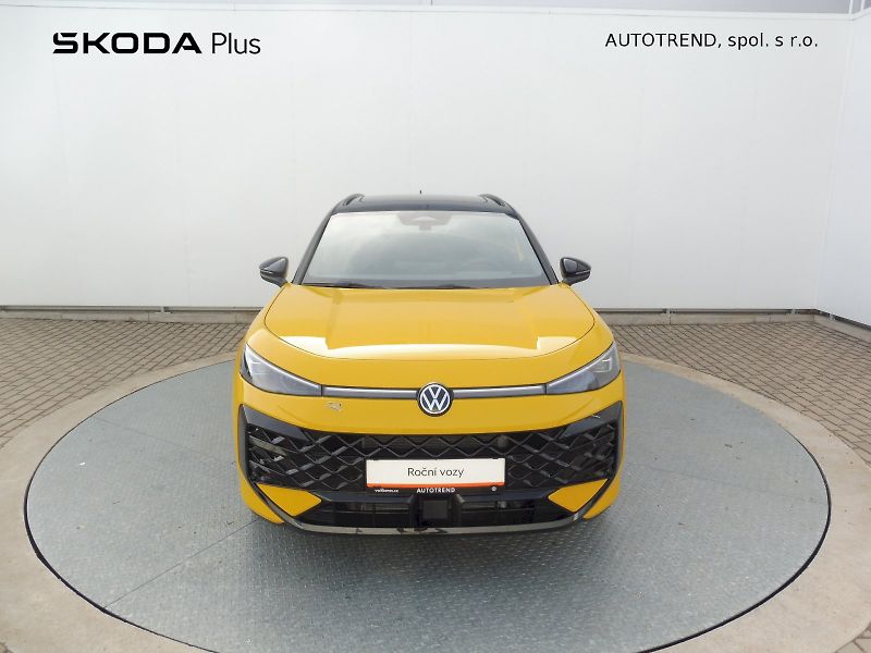 Volkswagen T-Roc (2026) R-Line 1,5 eTSI 110kW mHEV DSG - fotka 4 z 32