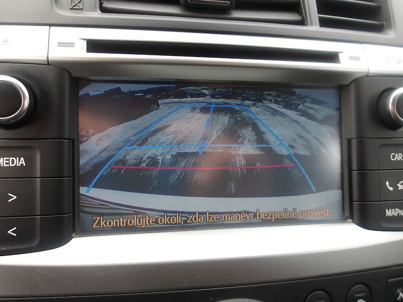 Toyota Verso 1,6 D4D 82kW Nové v ČR! 2xkola - fotka 18 z 30
