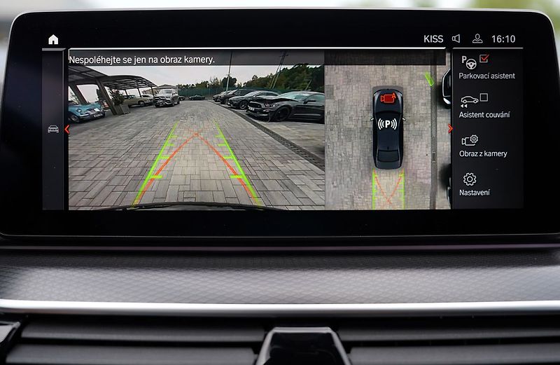 BMW Řada 5 M550i xDrive/Lasery,HUD/530PS - fotka 39 z 44