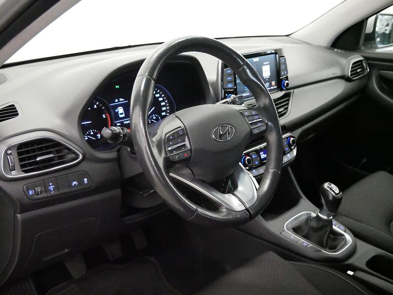 Hyundai i30 - fotka 14 z 28
