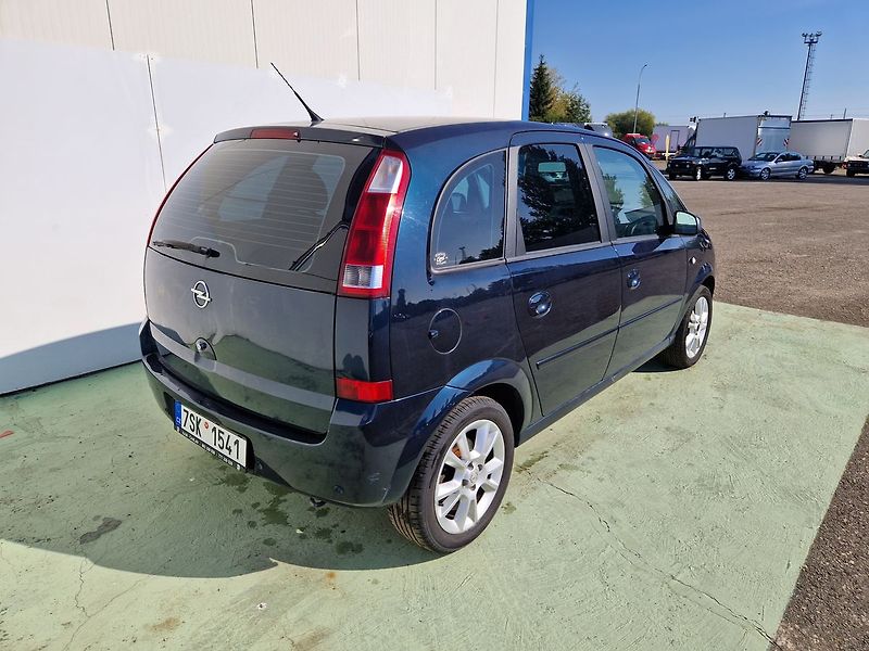 Opel Meriva 1.6 16V Automat - fotka 3 z 28