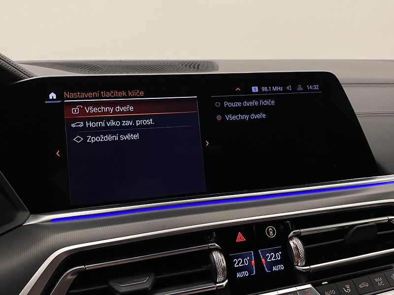 BMW X5 M50D xDrive CZ AUT REZERVACE - fotka 100 z 123
