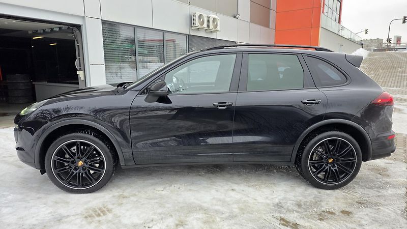 Porsche Cayenne (2016) 4.2tdi V8 VZDUCH CZ LED ZÁRUKA - fotka 6 z 13