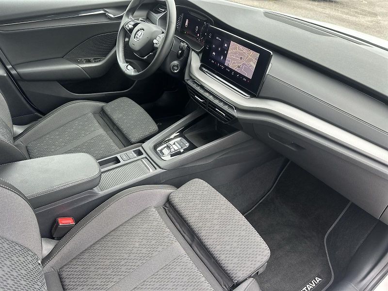Škoda Octavia (2023) Combi 1.5 TSI G-TEC DSG Ambiti - fotka 10 z 33
