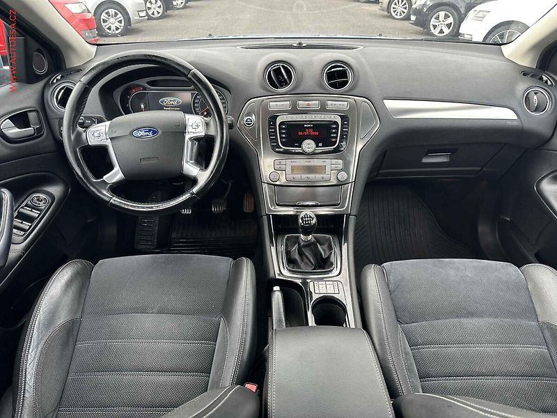 Ford Mondeo (2009) 2.2TDCi, Xenon, AC - fotka 8 z 15