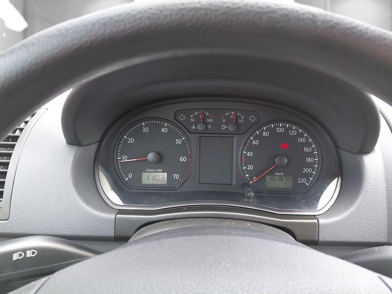 Volkswagen Polo (2008) 1,2i 44 kW Marathon - fotka 17 z 23