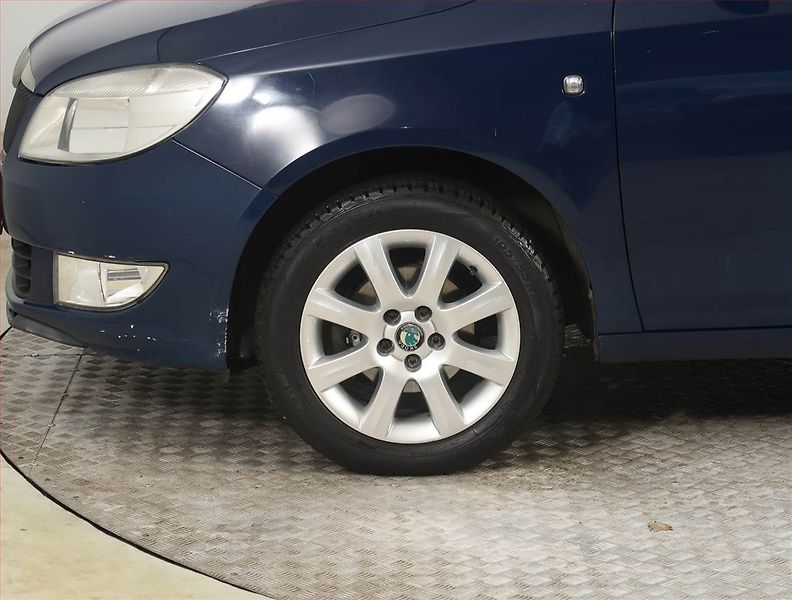 Škoda Roomster (2012) Ambition 1.2 12V, Serv.kniha - fotka 14 z 15