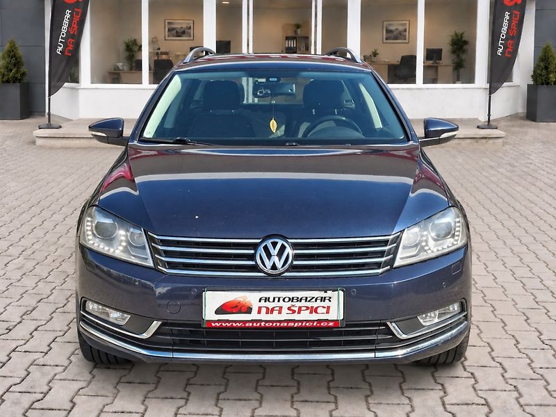 Volkswagen Passat (2013) 1.4TSI 110kW DSG E-FUEL - fotka 3 z 45