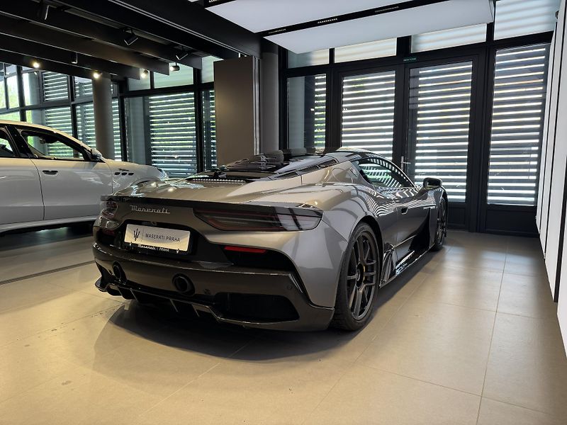 Maserati MC20 (2023) 630HP*PPF*FULL CARBON* - fotka 8 z 24
