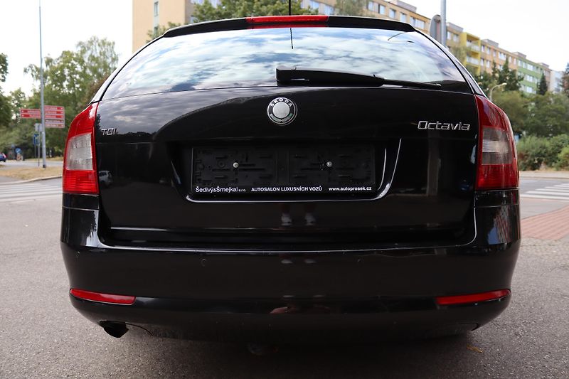 Škoda Octavia SERVISOVANÁ OCTAVIA - fotka 14 z 49