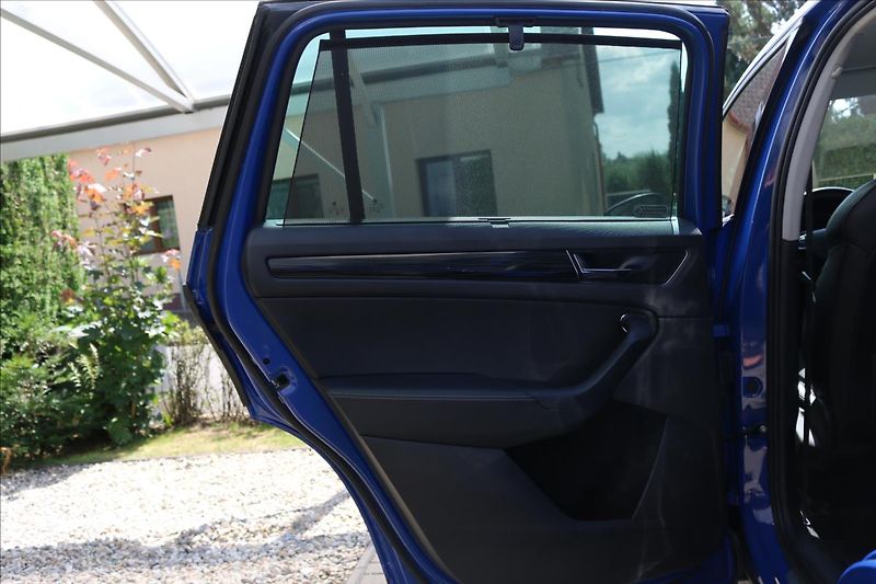 Škoda Kodiaq 2,0 TDi, DSG , 4x4, Sportline - fotka 38 z 51