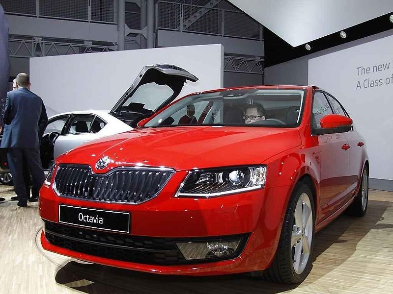 Společnost Škoda Auto představila 11. prosince v Mladé Boleslavi třetí generaci stěžejního modelu Octavia. Vyrábět se má v příštím roce a světovou premiéru si odbude na začátku března na autosalonu v Ženevě.