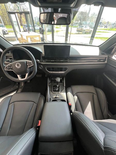 SsangYong Musso Grand (2025) PREMIUM + BLACK, 67752 - fotka 4 z 5