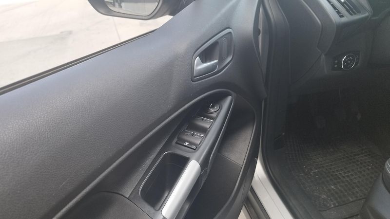 Ford Tourneo Connect 1.0i,volat- 608 081 843  - fotka 11 z 16
