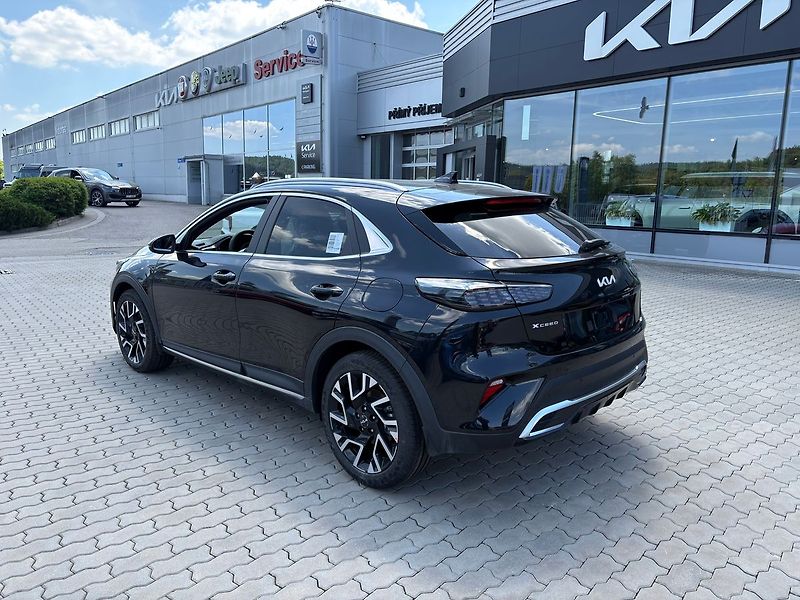 Kia Ceed (2025) 1,6 T-GDi GPF 7DCT STEEL EDITI - fotka 5 z 12