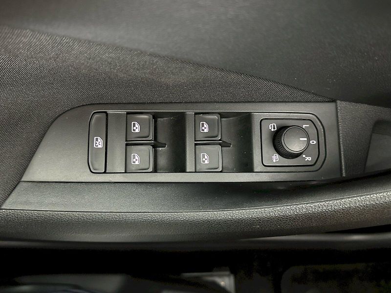 Škoda Scala (2023) DSG 1.5TSI 110kW Monte Carlo - fotka 26 z 32