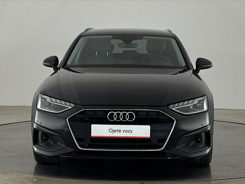 Audi A4 40 - fotka 4 z 30