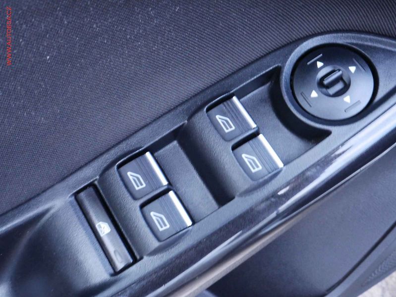 Ford Focus (2015) 1.5 EB, STK3/28 - fotka 11 z 20