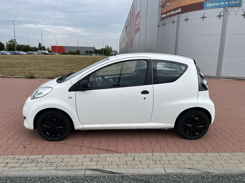 Citroën C1 1.0 i 50 kW - fotka 8 z 25