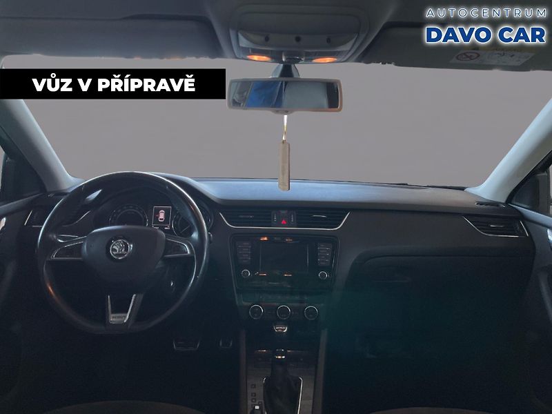 Škoda Octavia 2.0 TDI 135kW DSG Scout Xenon - fotka 3 z 12