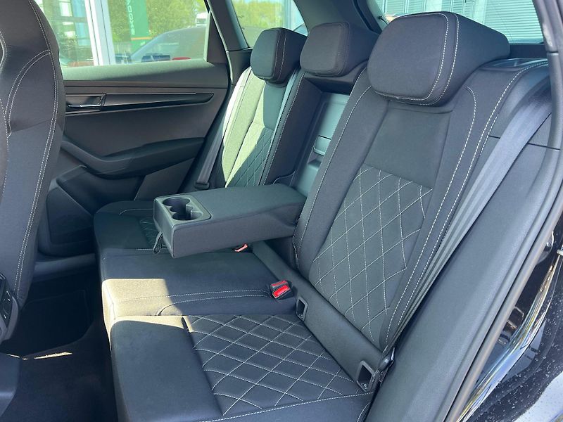 Škoda Karoq Sportline 1.5 TSI 110kw DSG - fotka 22 z 27