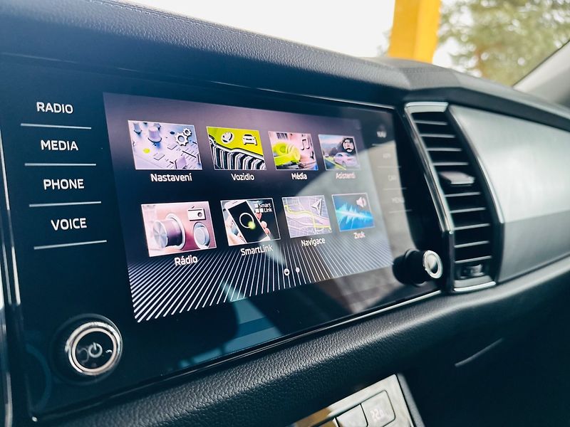 Škoda Kodiaq (2023) 1.5TSi 7MÍST,KAMERA,VIRTUAL - fotka 10 z 17