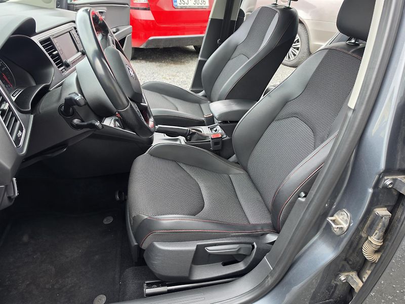 Seat Leon 2.0 TDI FR Led - fotka 13 z 22