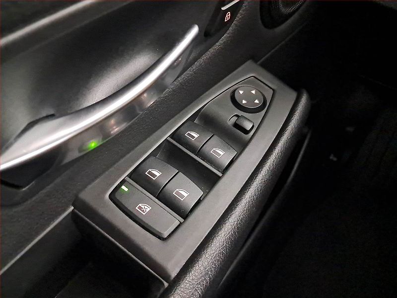 BMW Řada 2 (2019) 218i Gran Tourer, Automat - fotka 20 z 20