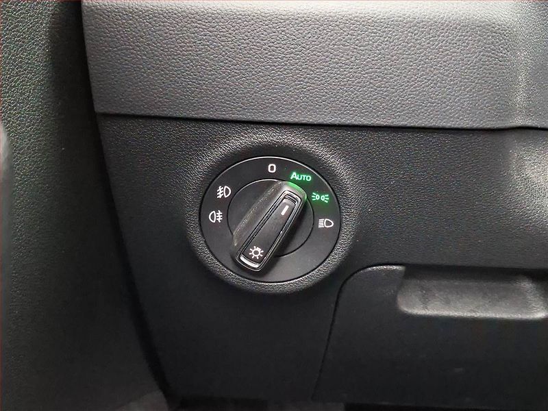 Škoda Karoq (2019) Style 1.5 TSI - fotka 19 z 25