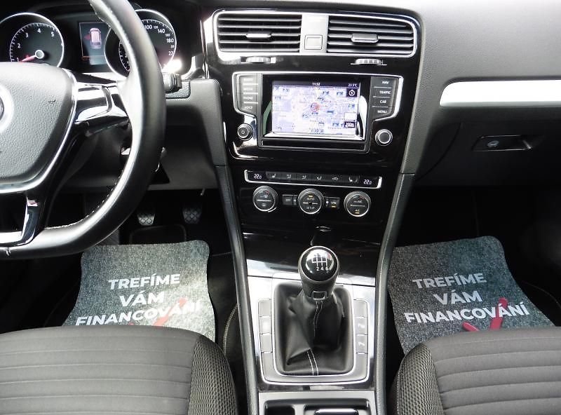 Volkswagen Golf Variant 1,4 TSi Cup Navi - fotka 12 z 14