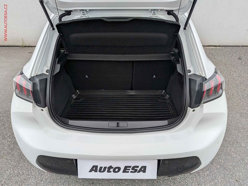 Peugeot 208 (2020) 1.2 PT, AC, LED, kamera - fotka 7 z 13