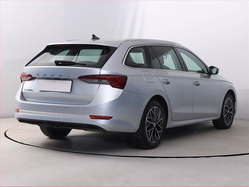 Škoda Octavia (2020) Style 2.0 TDI, Serv.kniha - fotka 5 z 24