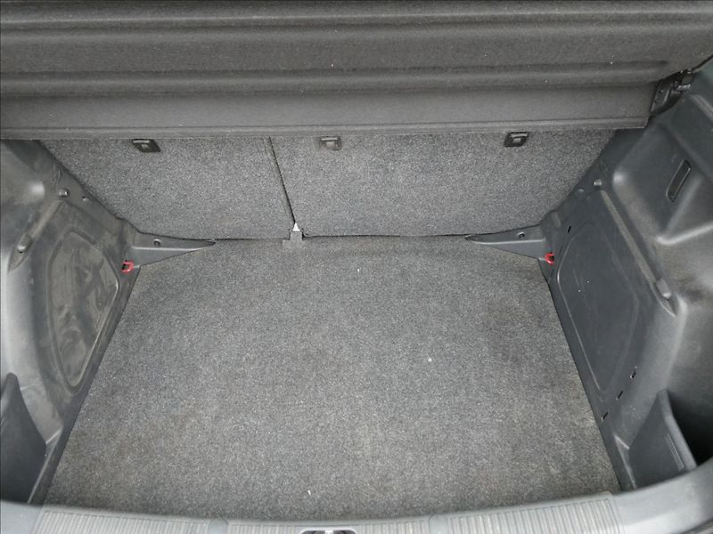 Škoda Fabia 1,6 i16V 77kW AUTOMAT,klima,ČR - fotka 12 z 30