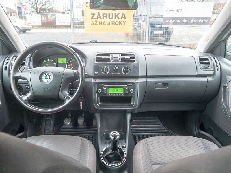 Škoda Fabia (2011) 1.2HTP 51KW – KLIMA - fotka 10 z 30