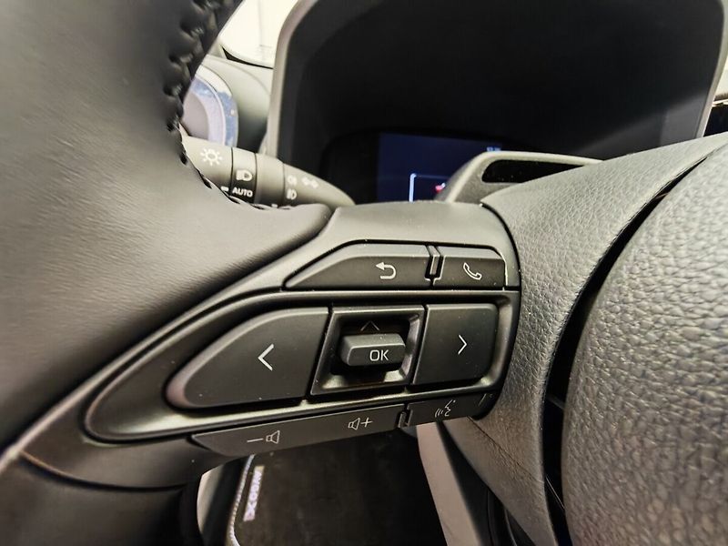 Toyota Aygo 1.5 HEV - fotka 21 z 33
