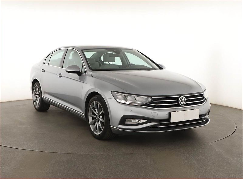 Volkswagen Passat (2022) Elegance 2.0 TDI - fotografie inzerátu
