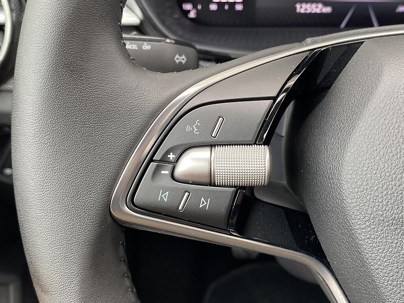 Škoda Fabia 1,0 MPI 59 kW Selection - fotka 14 z 26