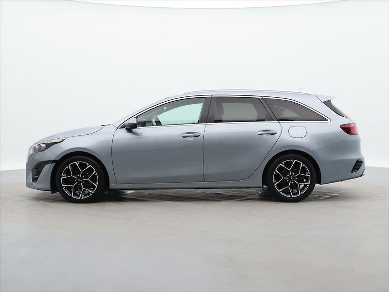 Kia Ceed SW 1,5 T-Gdi 118kW DCT CZ DPH - fotka 4 z 36