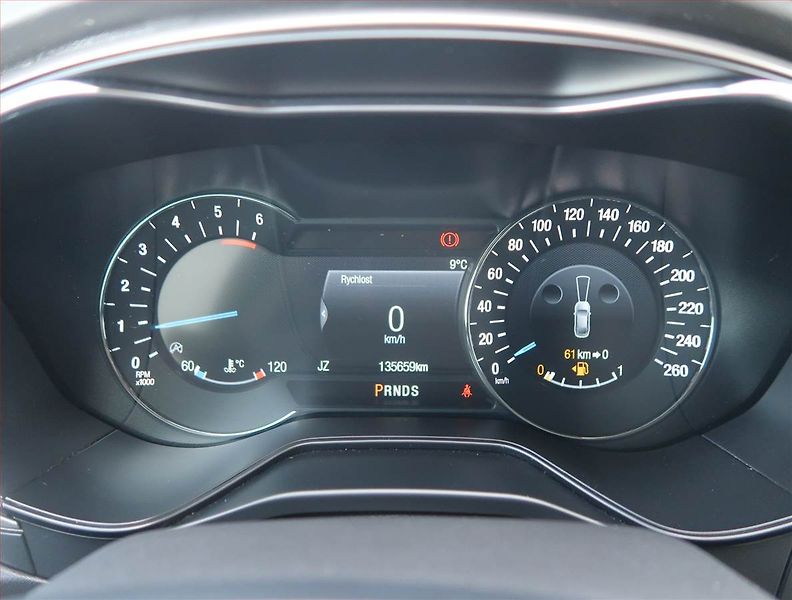 Ford Mondeo (2020) Vignale 2.0 EcoBlue, 4X4 - fotka 11 z 15