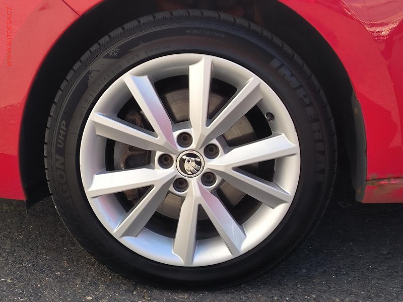 Škoda Rapid (2014) 1.6 TDi, autoAC - fotka 17 z 17