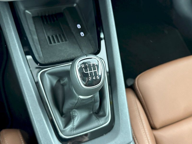 Škoda Octavia (2025) Combi 1.5TSI 110kW Exclusive S - fotka 25 z 35