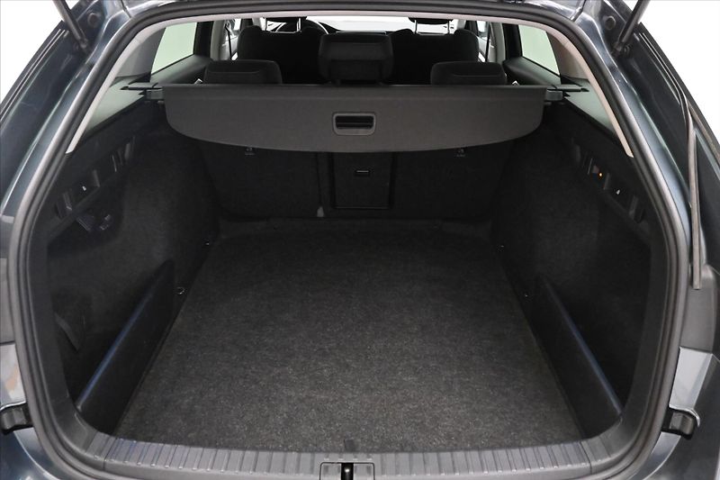 Škoda Octavia 2,0 TDI 110 kW DSG Style Záruk - fotka 10 z 32