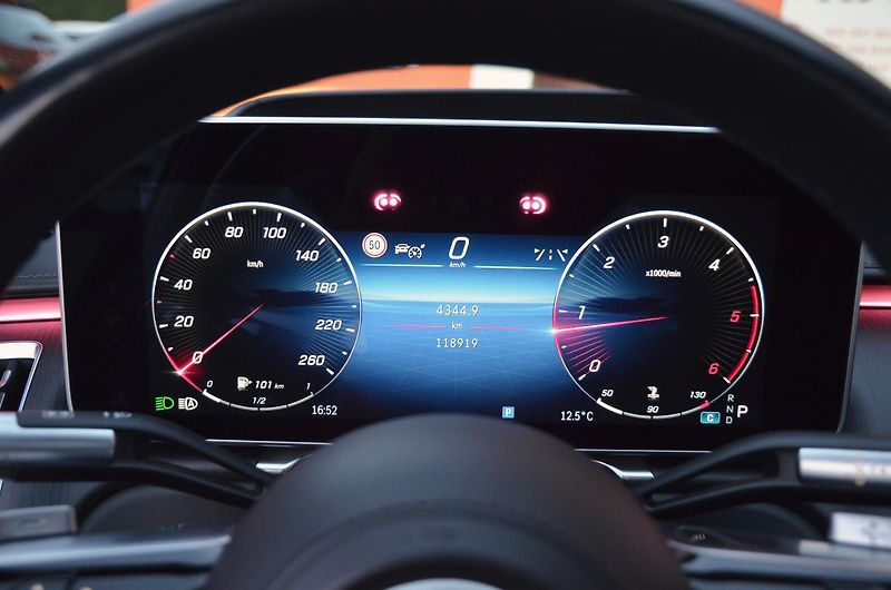 Mercedes-Benz Třídy S (2021) S 400d 4Matic AMG / ZÁRUKA - fotka 33 z 53