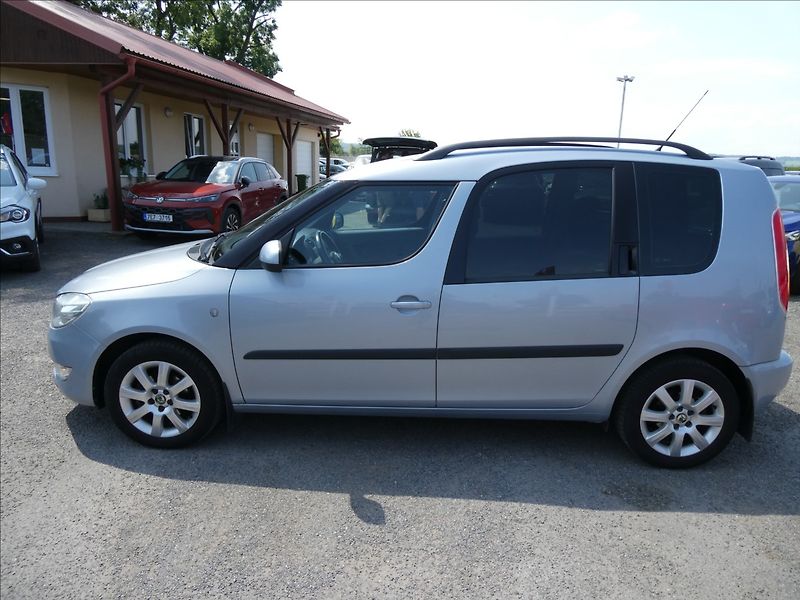 Škoda Roomster 1,2 TSi 2x kola,KLIMA,tempomat - fotka 6 z 43