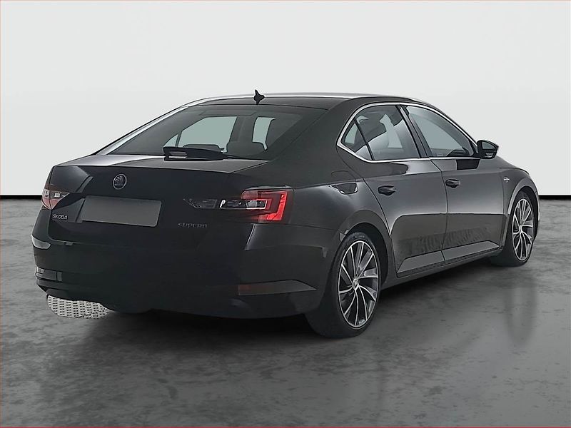 Škoda Superb (2015) Laurin&Klement 2.0 TDI - fotka 5 z 30