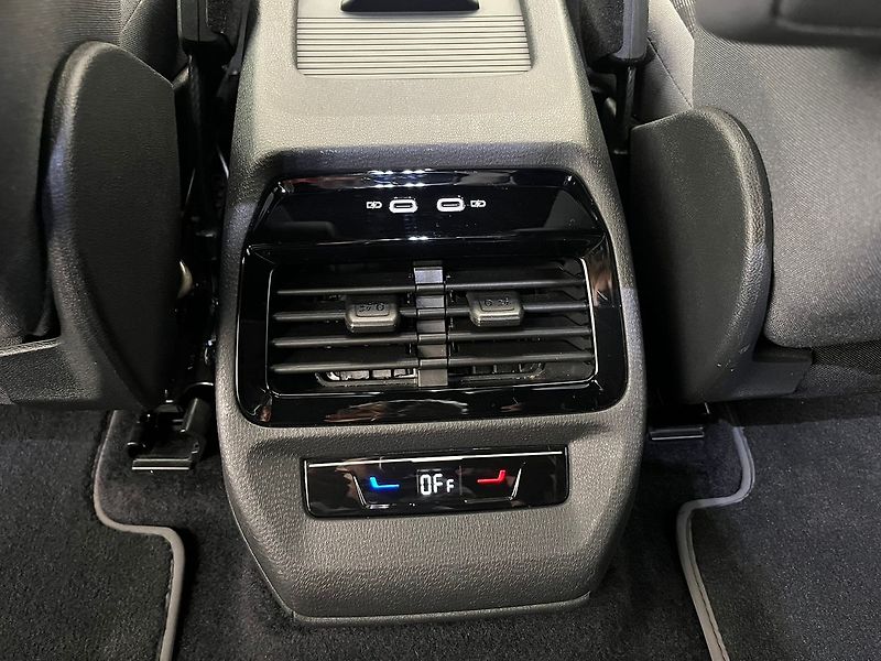 Volkswagen ID.4 150kW / SoH 95.0%  ZAMLUVENO - fotka 31 z 77