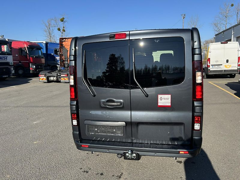 Renault Trafic (2026) COMBI L2H1 170k AT9 RED 9 MÍST - fotka 7 z 37