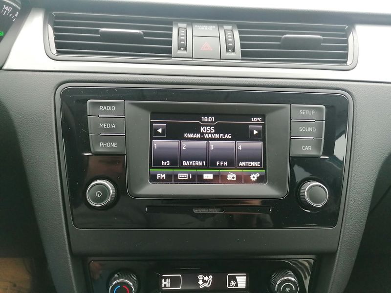 Škoda Rapid (2016) 1.4 TDi DSG výhřevy, Tempomat - fotka 10 z 22