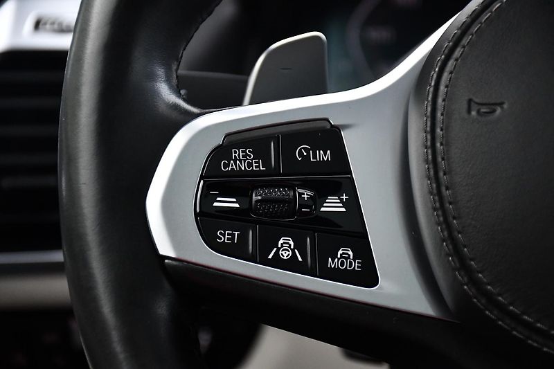 BMW Řada 8 840d xD M-SPORT HUD H/K  - fotka 31 z 62